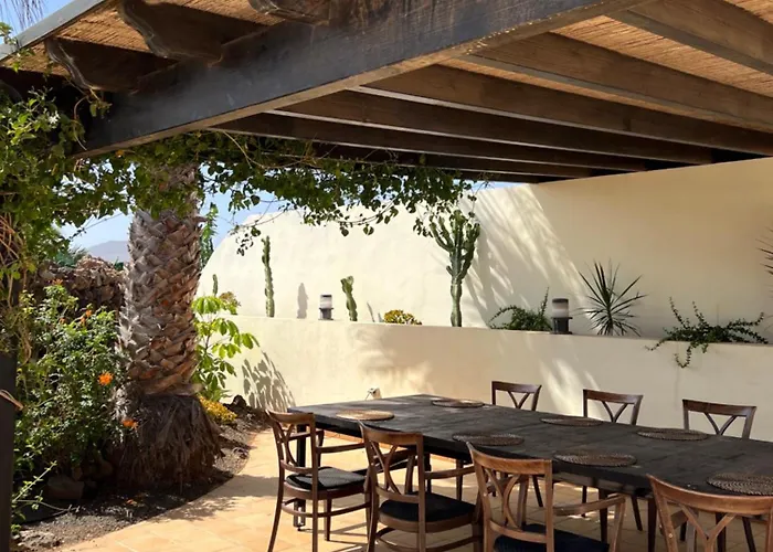 Casa Fuertes Villa *