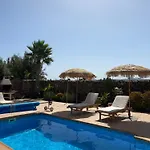 Villa Casa Fuertes *
