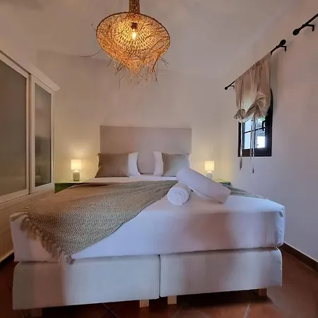 Villa Casa Fuertes La Oliva
