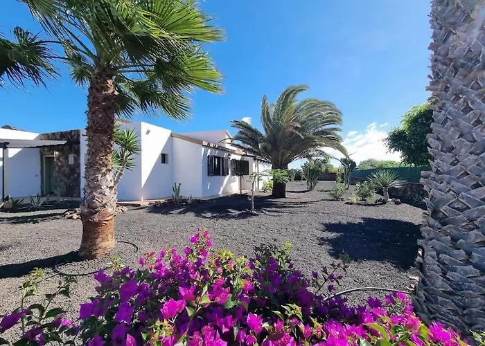 Villa Casa Fuertes *