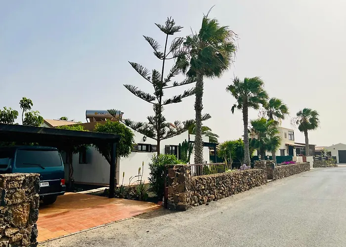 Casa Fuertes Villa *